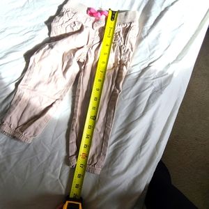 2T Khaki pants w/ pink bow at waist